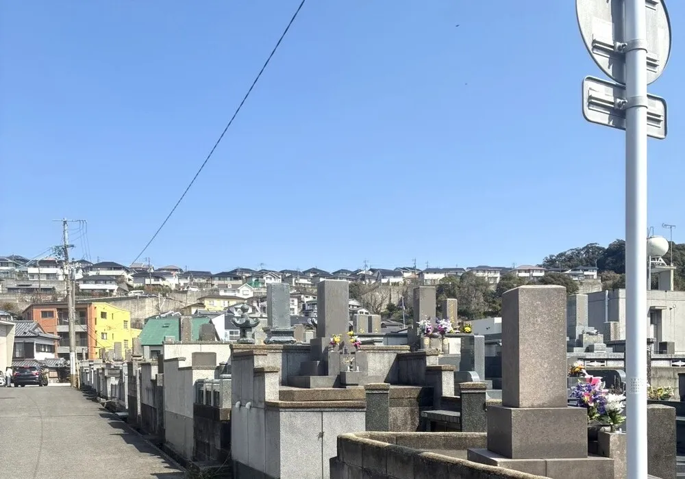 長崎市営 昭和墓地 一般道から