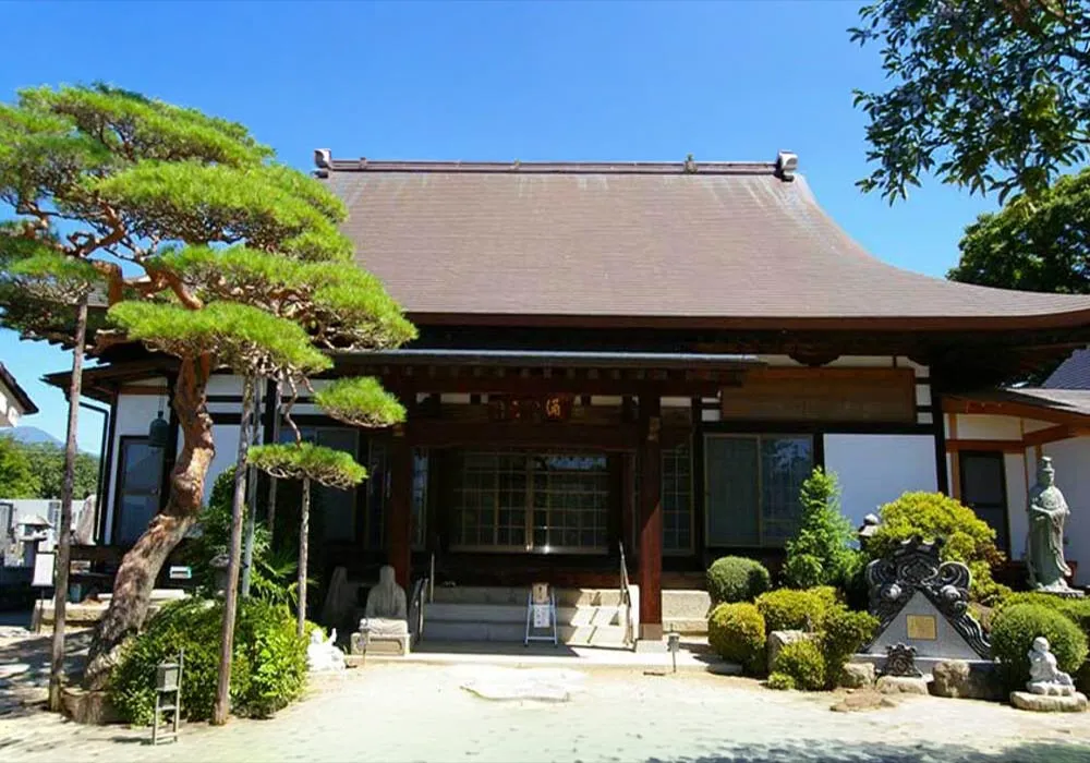涌泉寺(山梨県甲州市)本堂