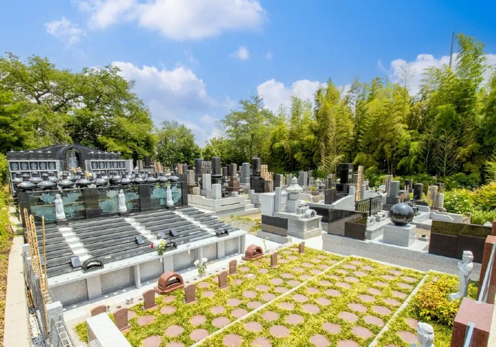 東勝寺(神奈川県藤沢市) 永代供養付樹木葬 自然想 やすらぎの風
