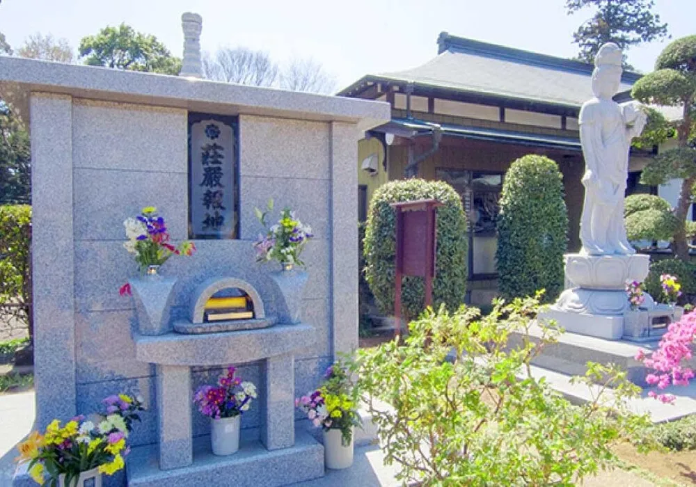 龍泉院墓苑(千葉県柏市) 永代供養墓「荘厳報地」